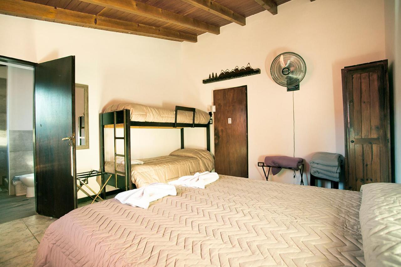 Cucu Haus Hostel Ла-Кумбресита Экстерьер фото