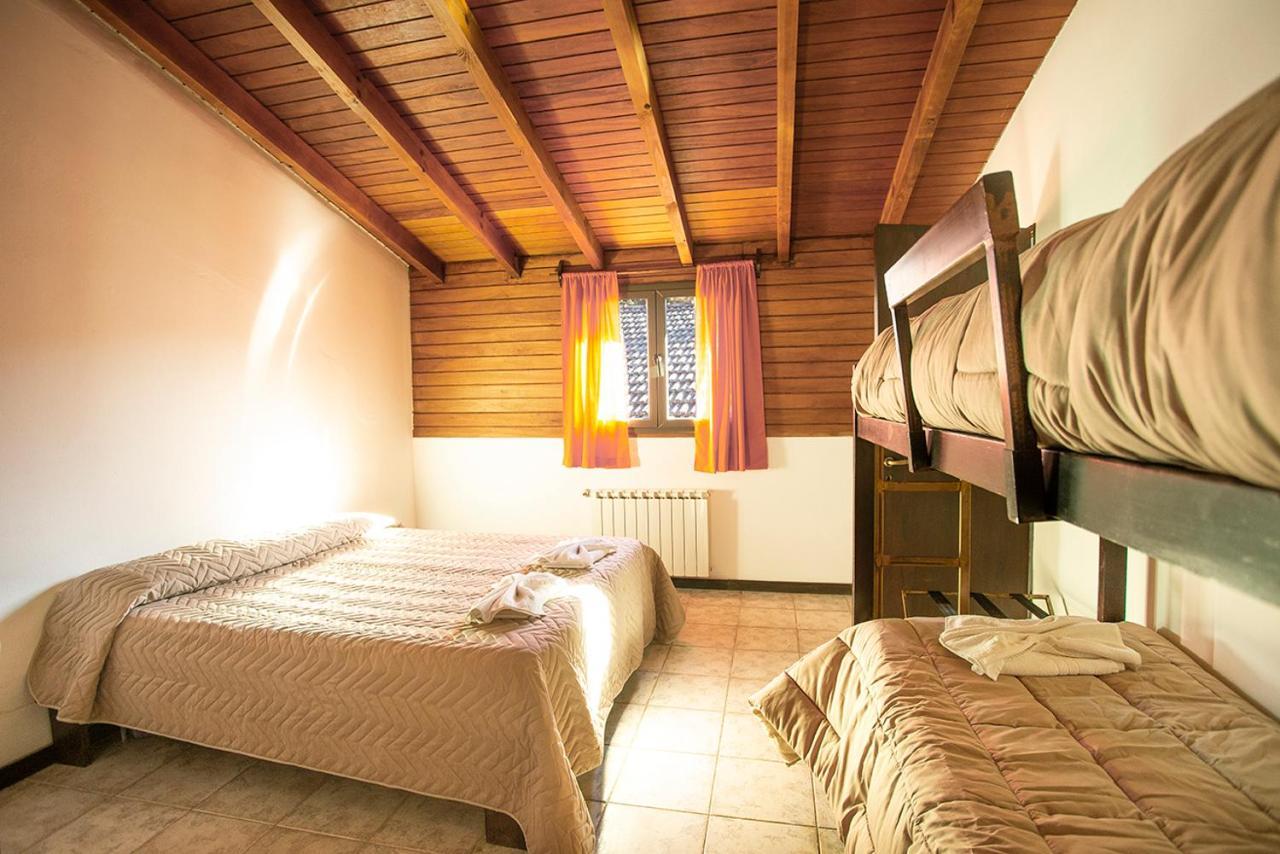 Cucu Haus Hostel Ла-Кумбресита Экстерьер фото