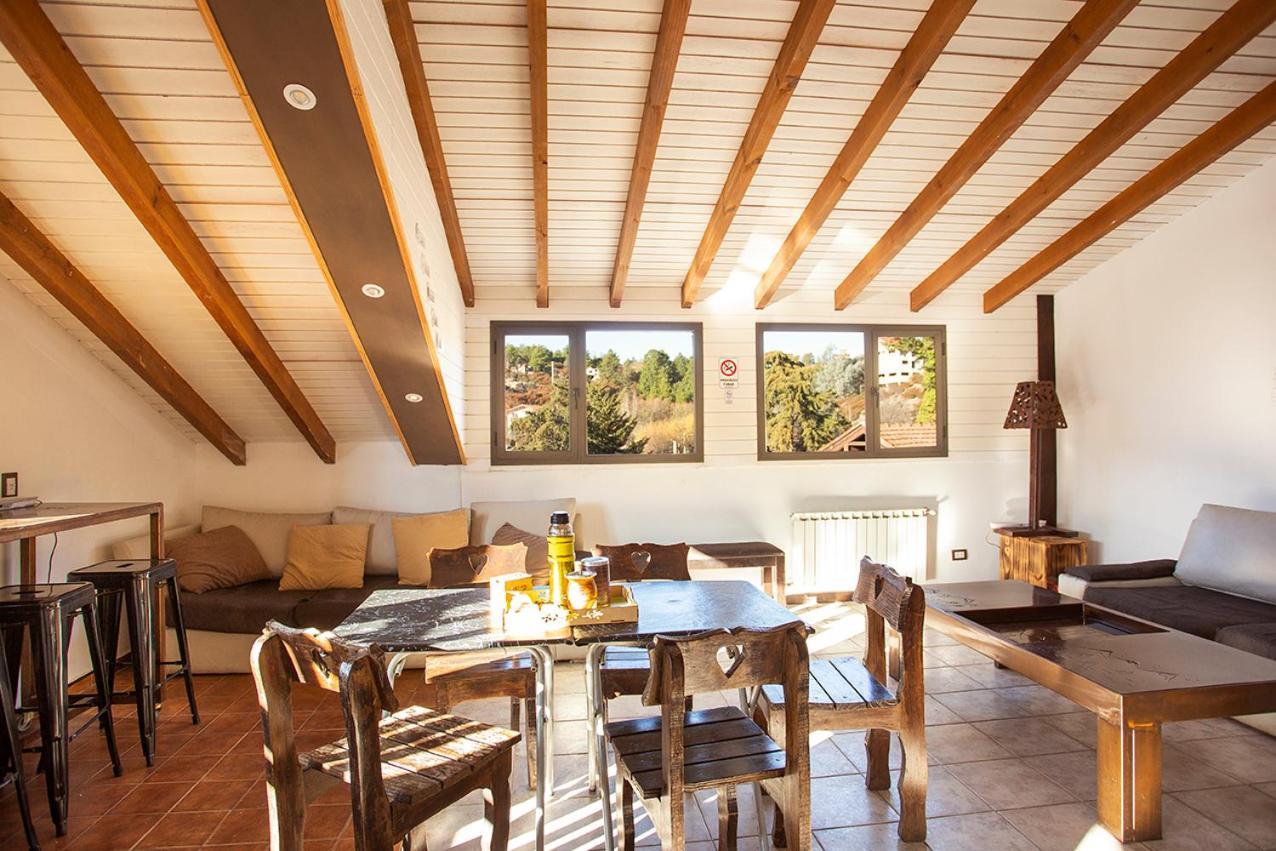 Cucu Haus Hostel Ла-Кумбресита Экстерьер фото