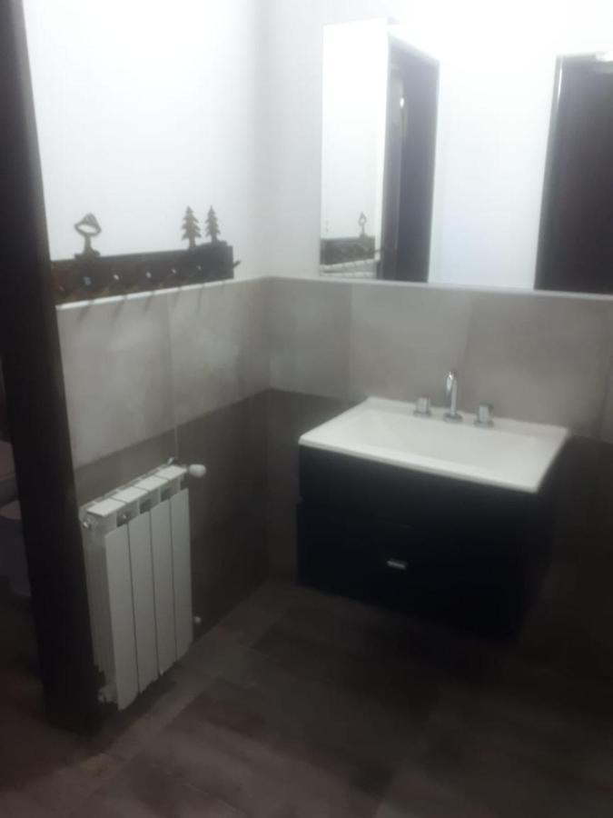 Cucu Haus Hostel Ла-Кумбресита Экстерьер фото
