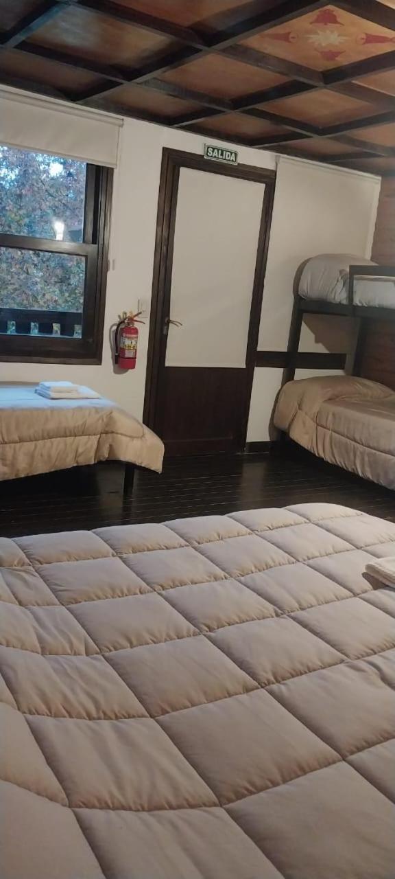 Cucu Haus Hostel Ла-Кумбресита Экстерьер фото